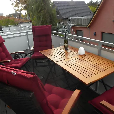 Smile, Exclusive Fuer 4 Personen In * Zingst